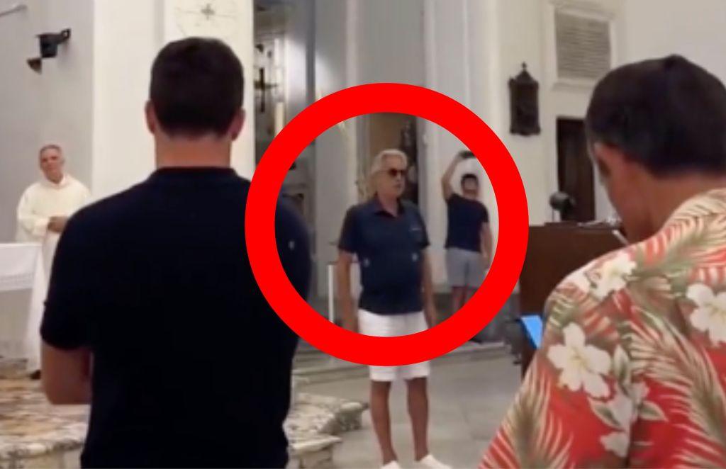 Beautiful: Andrea Bocelli Spotted Singing ‘Ave Maria’ at Mass in&nbsp;Italy